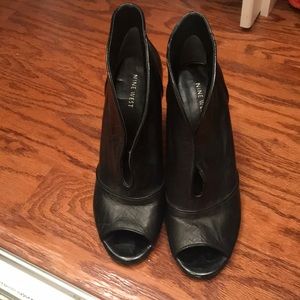Nine West Black Heeled Bootie